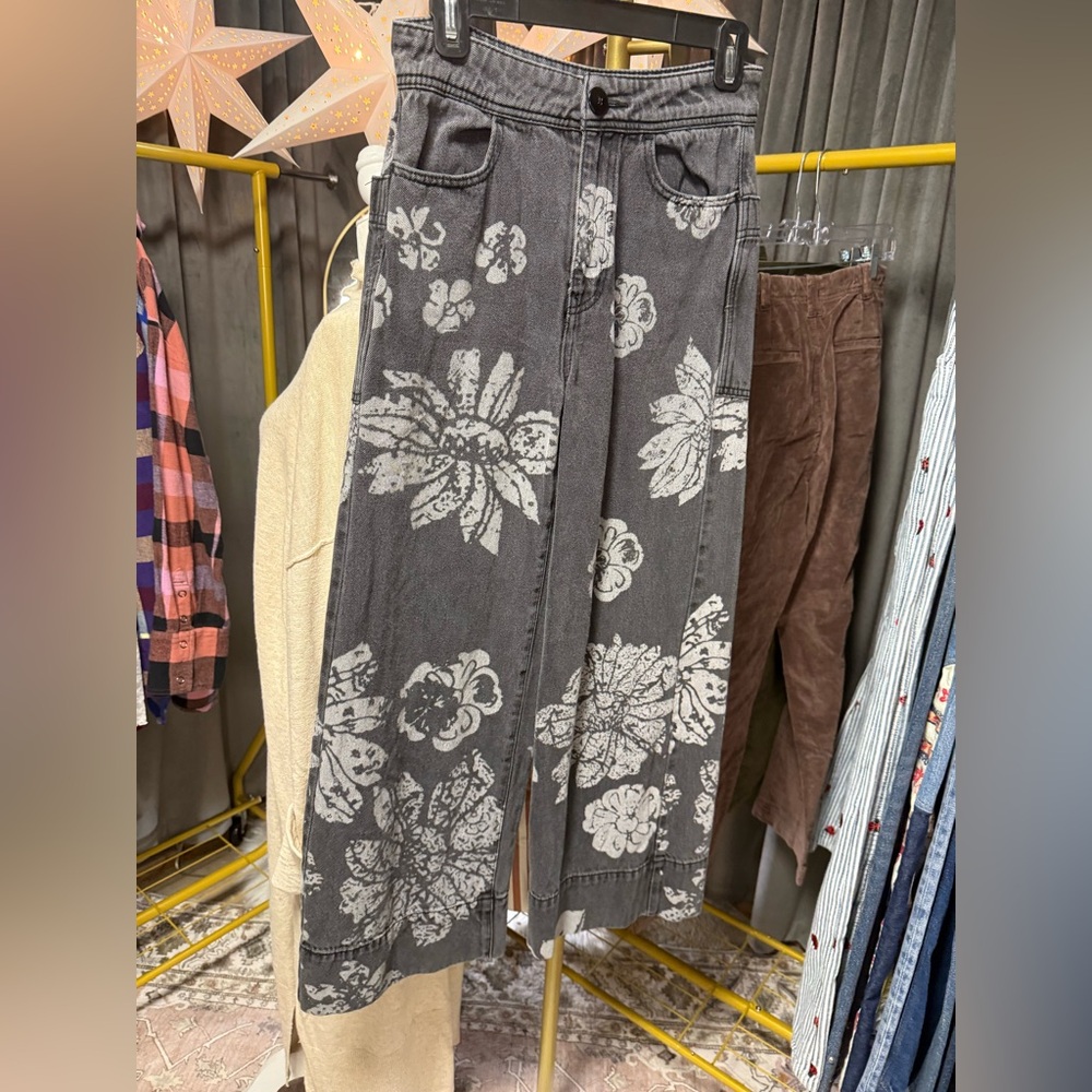 Free People We the Free Talia Floral Wide Leg Jeans - Picture 5 of 10